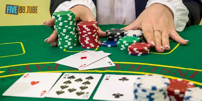 Hướng dẫn cách chơi Baccarat Five88 dành cho người mới chơi 2 Đôi nét chính về loại hình baccarat
